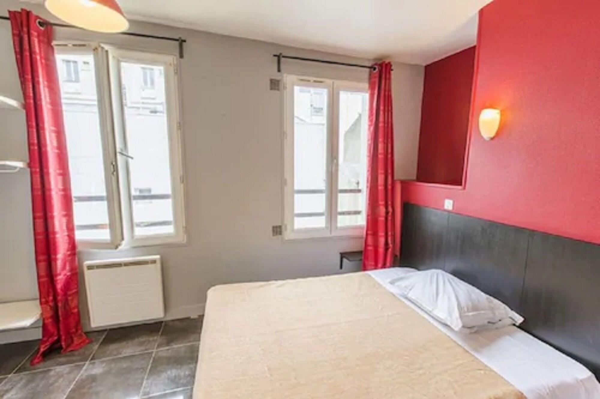 Hipotel Paris Montmartre Gare Du Nord Dış mekan fotoğraf