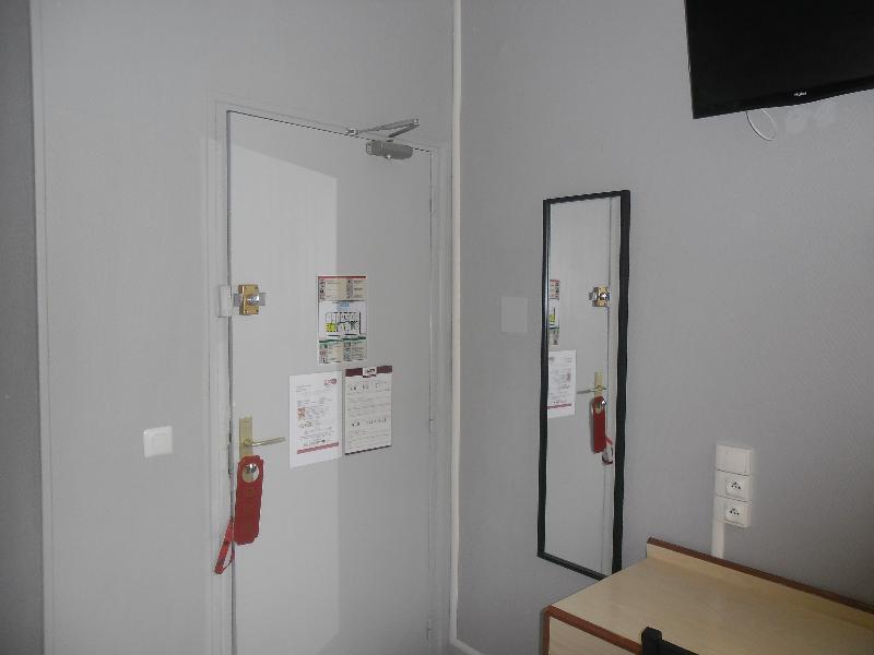 Hipotel Paris Montmartre Gare Du Nord Dış mekan fotoğraf