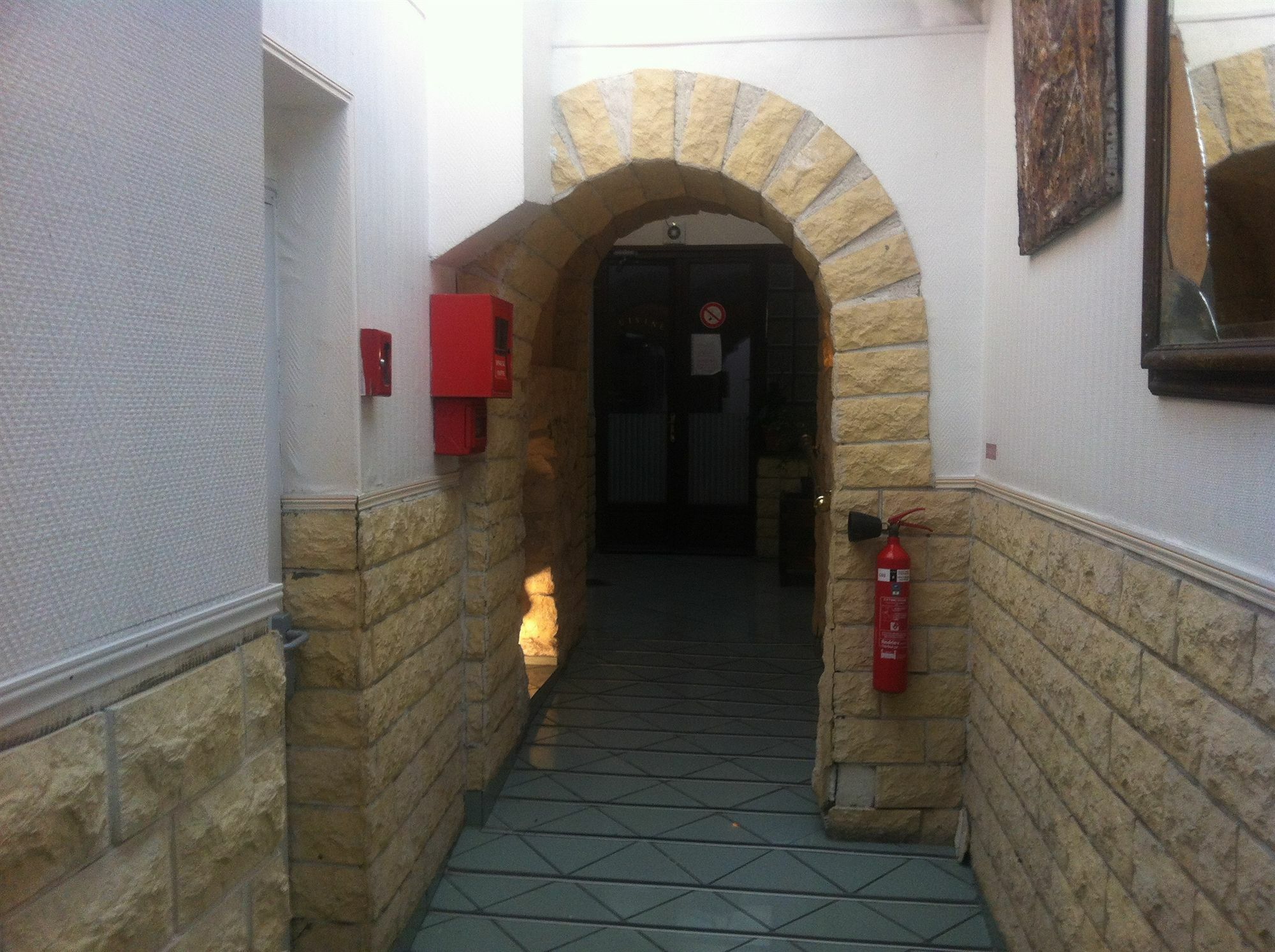 Hipotel Paris Montmartre Gare Du Nord Dış mekan fotoğraf