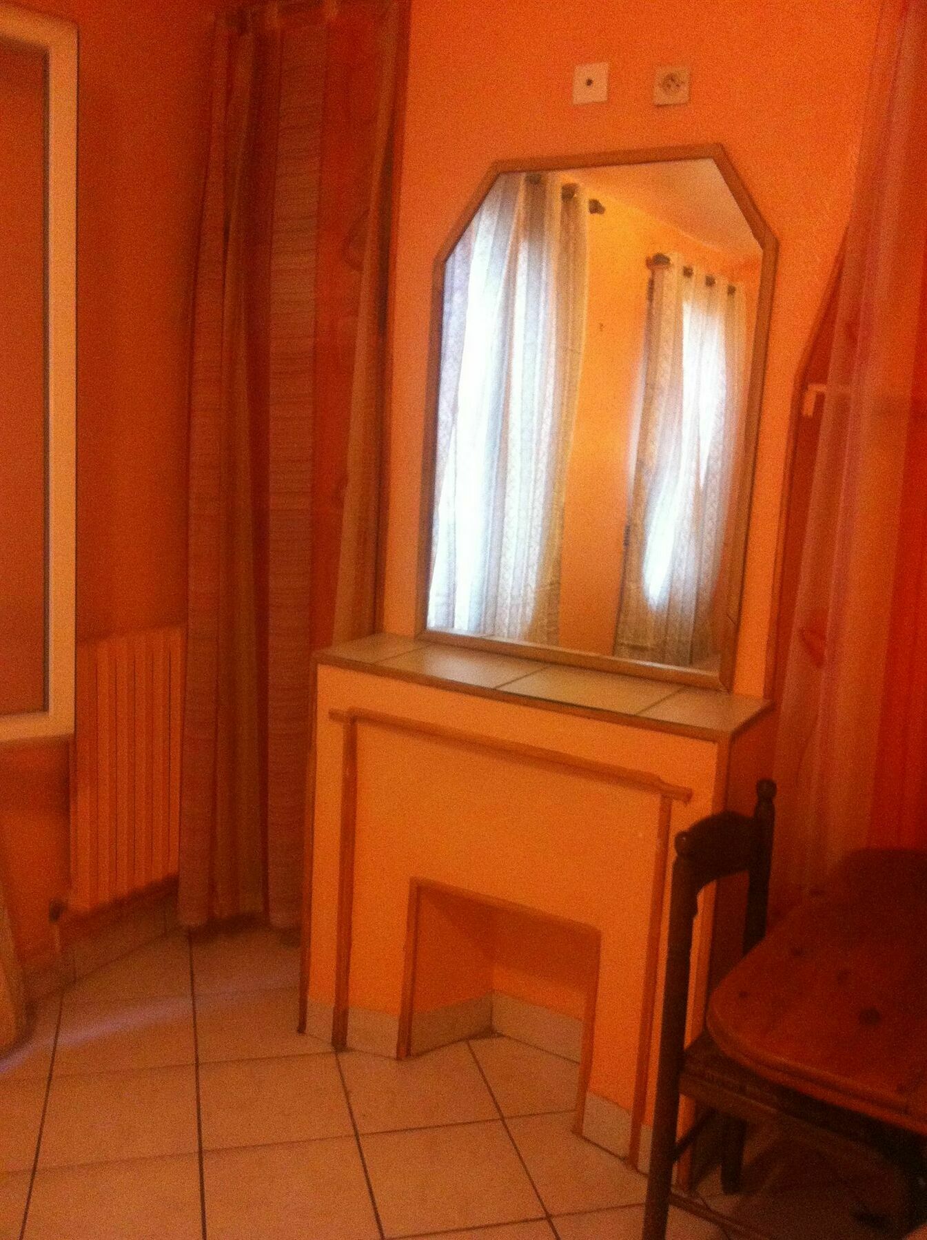Hipotel Paris Montmartre Gare Du Nord Dış mekan fotoğraf